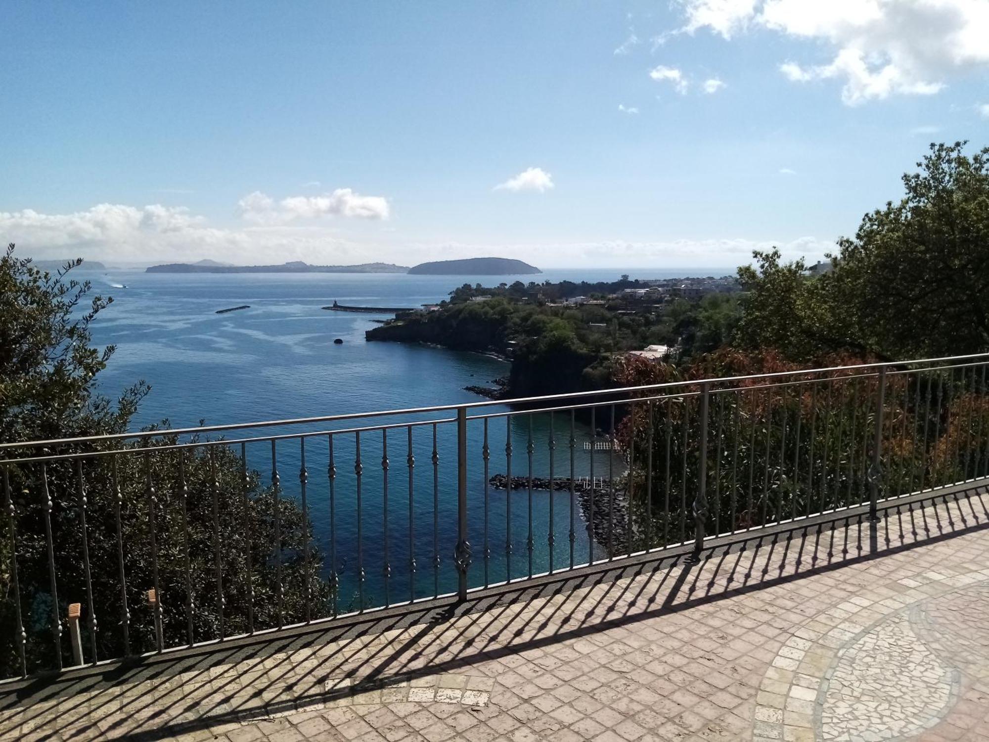 L'Incanto Suites Ischia Casamicciola Terme Bilik gambar